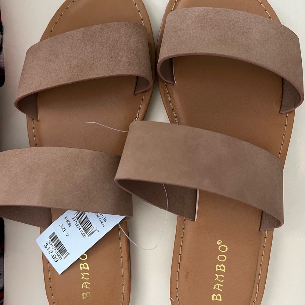 Women’s sandals